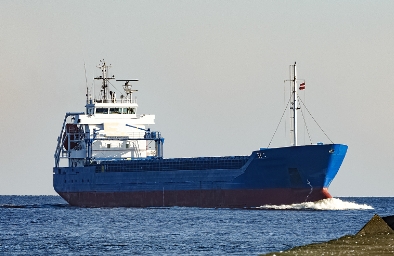 散貨船海運(yùn)將繼續(xù)扮演著重要角色，為全球經(jīng)濟(jì)注入活力與希望